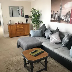 https://sea-view-apartment.yorkshirehotels.net